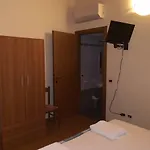 Trattoria Bar Oasi Affittacamere Pocenia