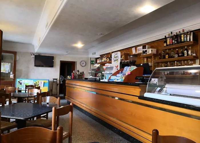 Trattoria Bar Oasi Vendégház *